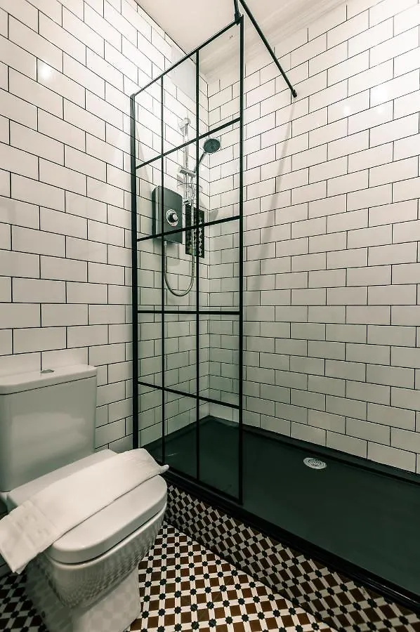 אדינבורו Writer'S Apartment