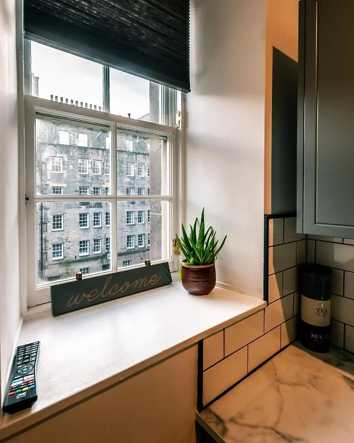 אדינבורו Writer'S Apartment בריטניה