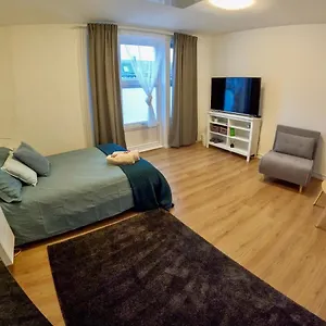 Lovely One Bedroom Flat In The Heart Of Apartamento Londres