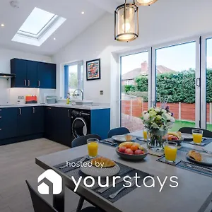 https://sld-altrincham.hotelsin-chester.com