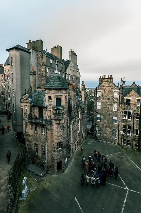 Writer'S Apartment Edinburgh