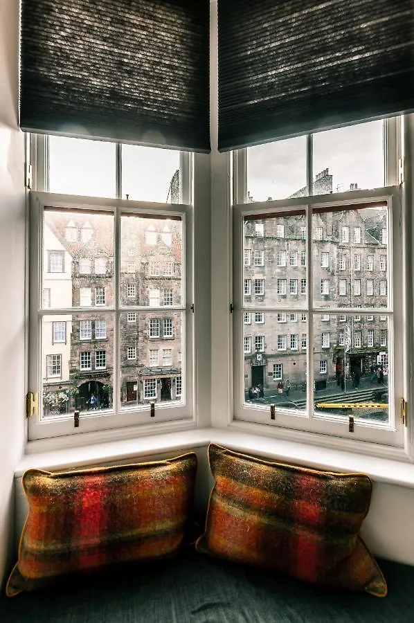 Writer'S Apartment Edinburgh 0*,