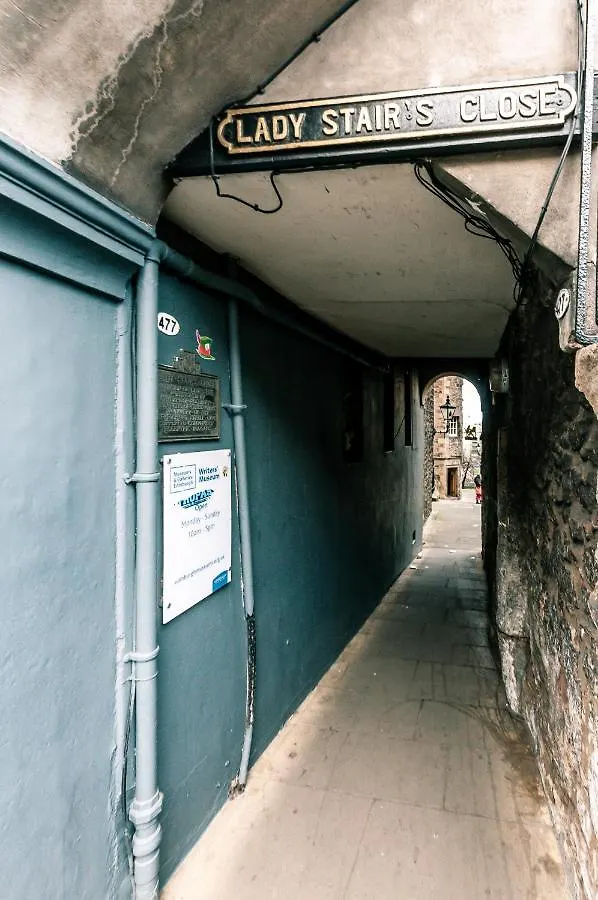 Writer'S Apartment Edinburgh